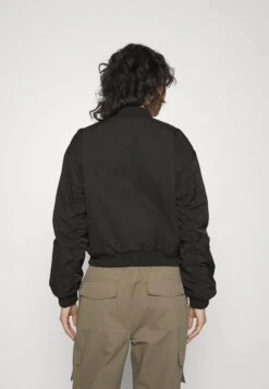 Vero Moda Petite Vmalexa Jacket - Bomberjacks - Black -Vero Moda Winkel 0453d731166f4e618a5f11bde59c85a2