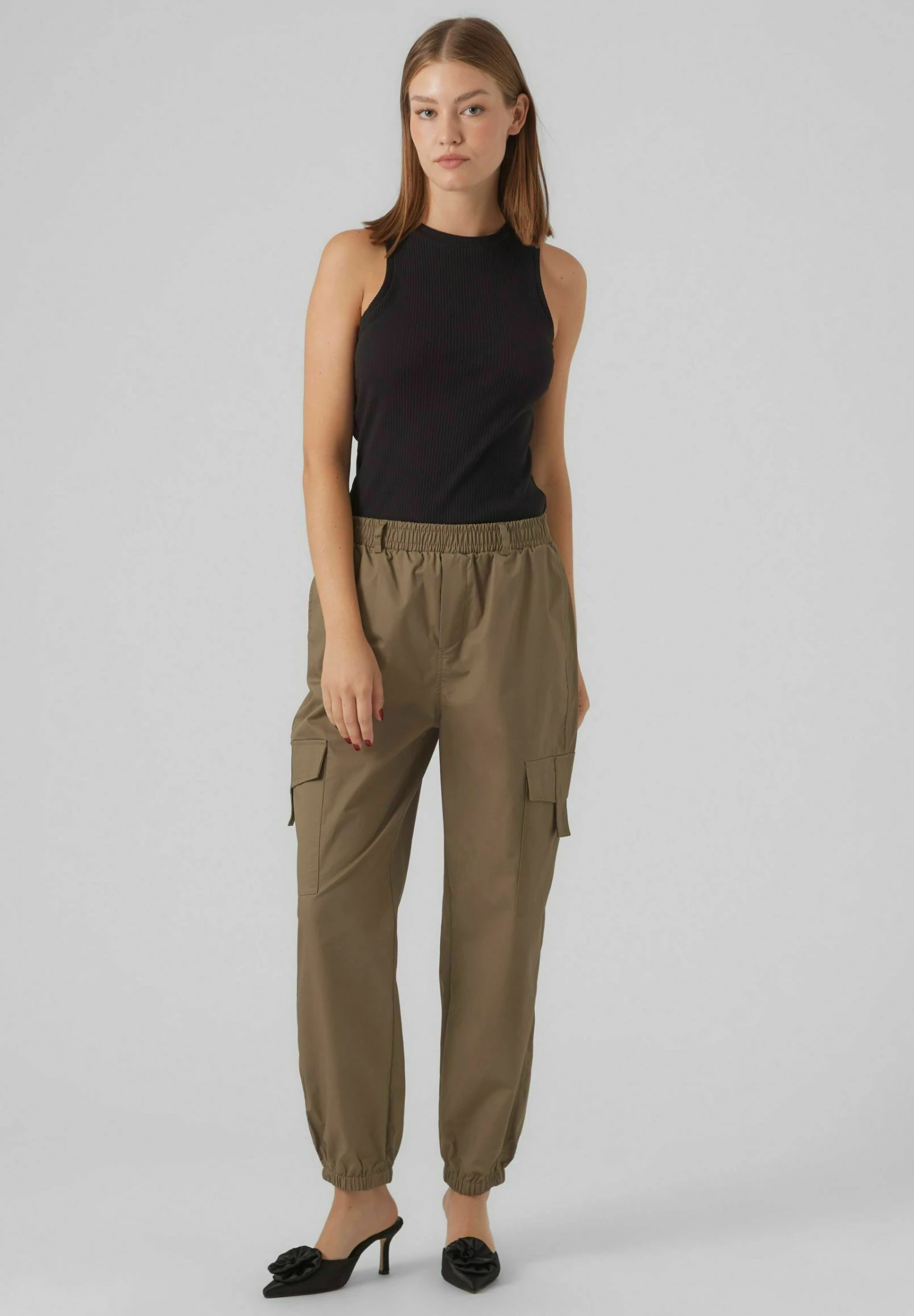 Vero Moda Treillis - Cargobroek - Khaki 4 Vero Moda Treillis - Cargobroek - Khaki - Afbeelding 2