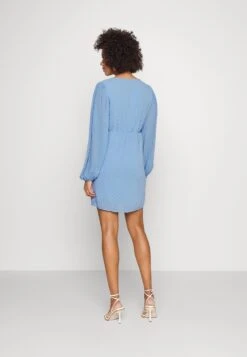 Vero Moda Short Dress - Cocktailjurk - Little Boy Blue 9 Vero Moda Short Dress - Cocktailjurk - Little Boy Blue -Vero Moda Winkel 15f029ca8b5946c389f63d005691d795