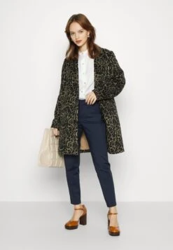 Vero Moda Petite Vmvictoria Ankle Pants - Broek - Navy Blazer -Vero Moda Winkel 16fd8dbe2cb44321b6a431ba15208ac7