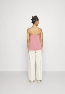 Vero Moda Petite Vmalberta Insert Lace Singlet- Top - Nostalgia Rose -Vero Moda Winkel 19cf1eaa723b4024a7411ca506535f94