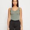 Vero Moda Vmrosa - Top - Laurel Wreath -Vero Moda Winkel 1b68b3d3838d4047b3de7f1e5d0ccc3f