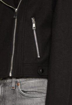 Vero Moda Vmpop Short Biker Jacket - Lichte Jas - Black -Vero Moda Winkel 1bc3f70334f54ba1af9b1e296bc3b14a