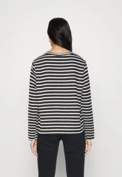 Vero Moda Vmmathilde - Sweater - Black -Vero Moda Winkel 1c59daca8e5443649bded3bc7ae04e32