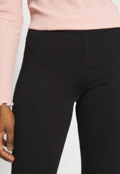 Vero Moda Petite Vmkamma Flared Pant- Broek - Black -Vero Moda Winkel 1dcacae64ca54821a3ef5dc174257a15