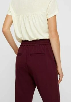 Vero Moda Vmeva MrString Ga Noos - Trainingsbroek - Winetasting -Vero Moda Winkel 207c99b39ae040449662dc6797ce7242