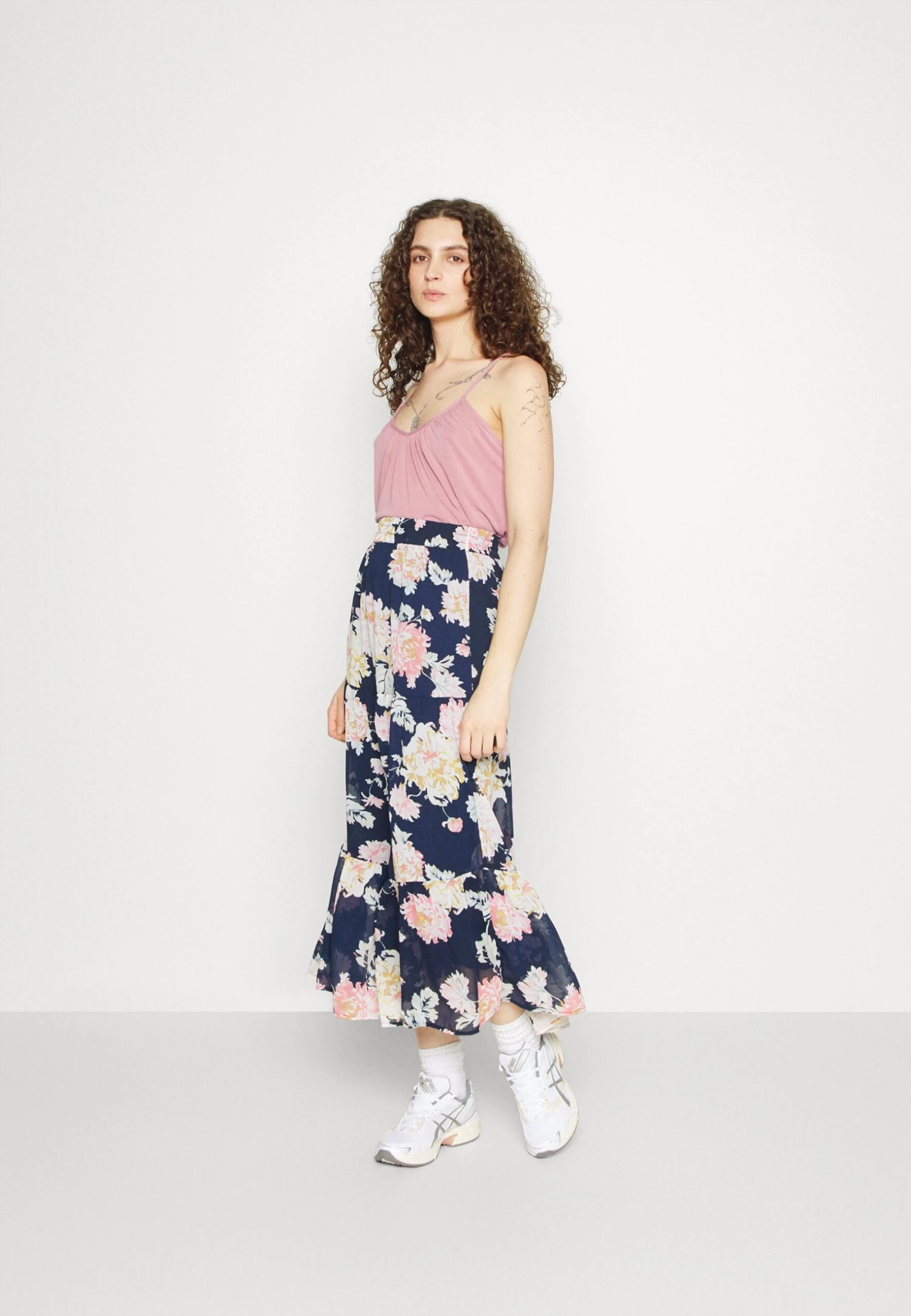 Vero Moda Tall Vmfilli Singlet - Top - Nostalgia Rose 4 Vero Moda Tall Vmfilli Singlet - Top - Nostalgia Rose - Afbeelding 2