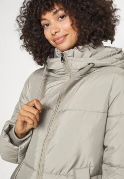 Vero Moda Vmgemmaflora - Winterjas - Laurel Oak 11 Vero Moda Vmgemmaflora - Winterjas - Laurel Oak -Vero Moda Winkel 27d99a80553d46b5827882763cf478a6