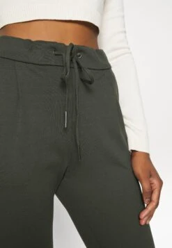 Vero Moda Petite Vmeva Mr Loose String- Broek - Peat -Vero Moda Winkel 2a0d73d342e046c790d6fd45f55f0e53