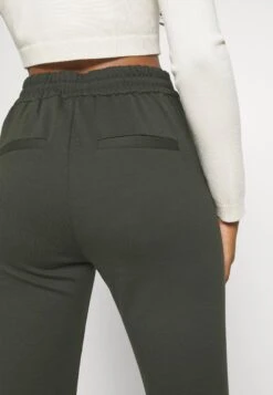 Vero Moda Petite Vmeva Mr Loose String- Broek - Peat -Vero Moda Winkel 2dd698c7d6714c45b090c5d788fb8e7a