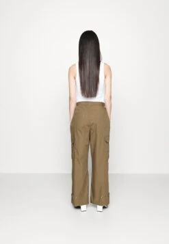 Vero Moda Petite Vmcharlotte Pant - Cargobroek - Capers -Vero Moda Winkel 2fa206786b2d4d2ba0c4002b35e2c69a