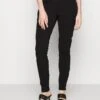 Vero Moda Tall Vmzamiraeva Loose String Pant- Trainingsbroek - Black -Vero Moda Winkel 349c76a4c47644d2a7373fdf242f79fe