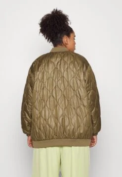 Vero Moda Curve Vmwillowharriet Jacket- Halflange Jas - Capers -Vero Moda Winkel 34b895f2b59a48c2a818d978596765cf