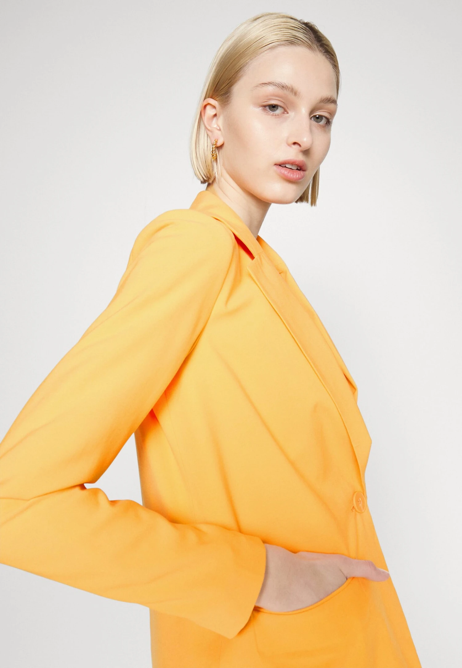 Vero Moda Carmen Ls - Blazer - Mock Orange 6 Vero Moda Carmen Ls - Blazer - Mock Orange - Afbeelding 4