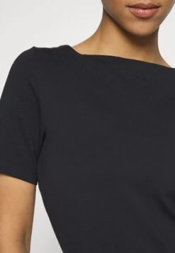 Vero Moda Petite Vmpanda- T-Shirt Basic - Black -Vero Moda Winkel 39f738c4b3d748298923c0538c330680