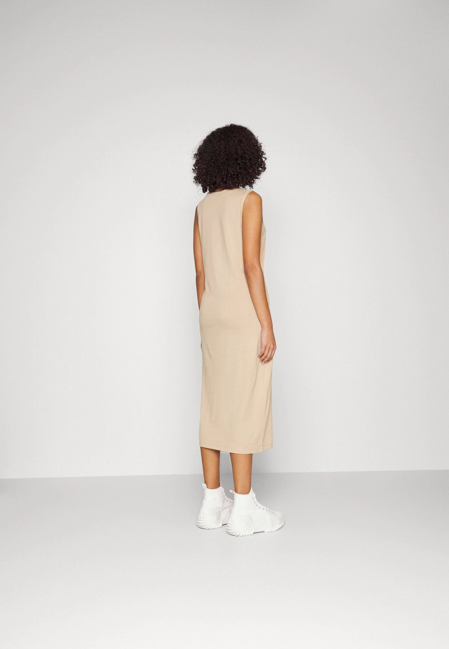 Vero Moda Tall Vmcelena Calf Dress - Jerseyjurk - Irish Cream 5 Vero Moda Tall Vmcelena Calf Dress - Jerseyjurk - Irish Cream - Afbeelding 3