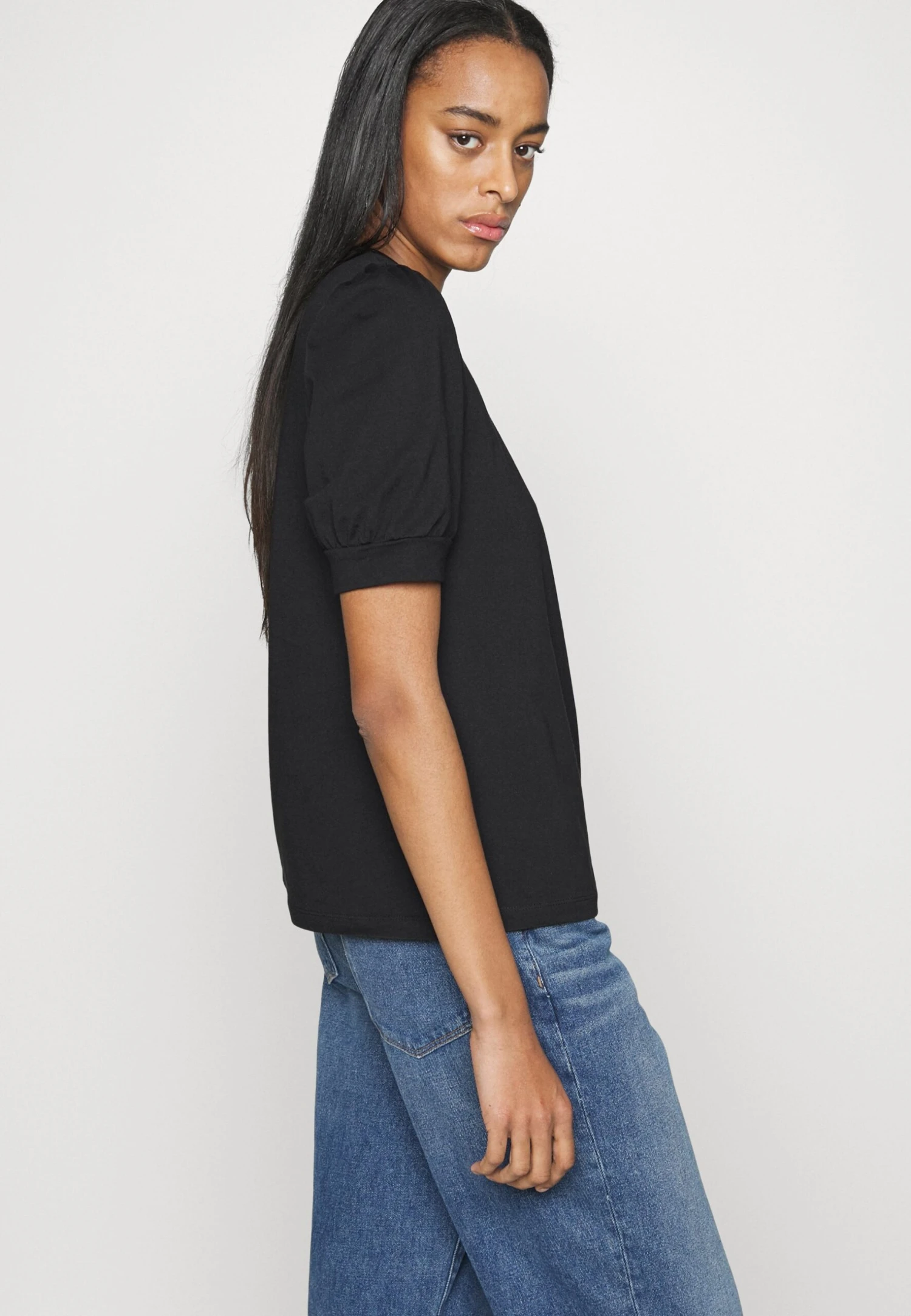 Vero Moda Tall Vmkerry O Neck - T-Shirt Basic - Black 6 Vero Moda Tall Vmkerry O Neck - T-Shirt Basic - Black - Afbeelding 4