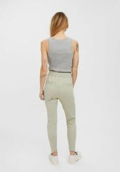 Vero Moda Vmeva MrString Ga Noos - Trainingsbroek - Desert Sage -Vero Moda Winkel 487069eb70cc419a984bf8b85d82b006
