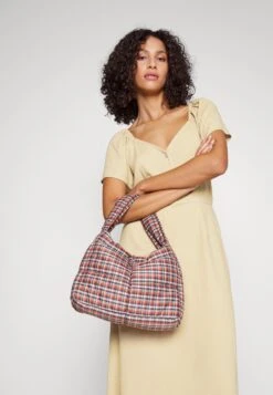 Vero Moda Tall Vmmymilo Dress - Jurk - Irish Cream -Vero Moda Winkel 4f4fd421e0be49539526aa5c15abe24f