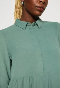 Vero Moda Vminge Knee Dress - Blousejurk - Dark Forest -Vero Moda Winkel 501d498435f94b7fa935b3a39cd57146