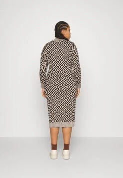 Vero Moda Curve Vmaria High Neck Dress - Gebreide Jurk - Black/Silver Mink -Vero Moda Winkel 50b86ee34a3440d3938a59345d3ffc14