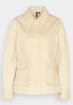 Vero Moda Vmmathilde Utility Jacket - Lichte Jas - Semolina -Vero Moda Winkel 5315bd1d25c545dbaffab968850261ab