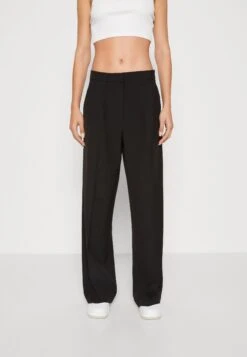 Vero Moda Vmtroian Wide Dad Pant - Broek - Black