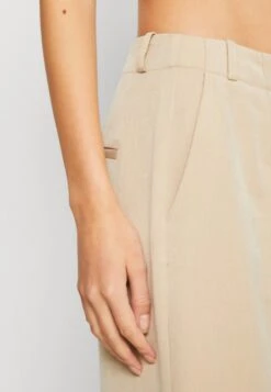 Vmesme Wide Pants- Broek - Trench Coat -Vero Moda Winkel 539b8213662a4bcba13df07967628945