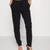 Vero Moda Petite Vmmille Slim Pant- Broek - Black -Vero Moda Winkel 54a9b20c9687493c871ede9bb26534ea