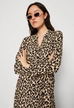 Vero Moda Vmeasy Long V Neck Shirt Dress - Maxi-Jurk - Irish Cream Dina -Vero Moda Winkel 55df705a6a2f4f7ba8dcd6357e4d9294