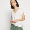 Vero Moda V Neck- T-Shirt Basic - Snow White -Vero Moda Winkel 59638cc2b3374bde92eea844b9e705b2