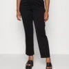 Vero Moda Curve Vmlucca Straight Pant- Broek - Black -Vero Moda Winkel 5a66717137b24efeaaa720420d09bb12
