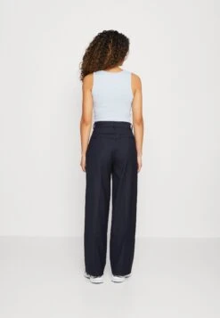 Vero Moda Vmnimilea Straight Pant - Broek - Navy Blazer -Vero Moda Winkel 5b96e7ac30dd4582ae171fbc5f04cd16
