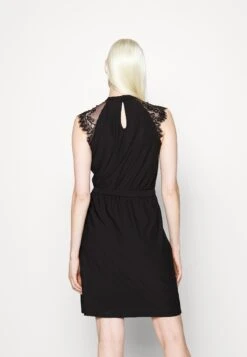 Vero Moda Tall Vmmilla Short Dress - Jerseyjurk - Black -Vero Moda Winkel 5c948a2753b6418dbe75fb9632dcae25