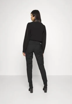 Vero Moda Petite Vmvictoria Ankle Pants - Broek - Black 9 Vero Moda Petite Vmvictoria Ankle Pants - Broek - Black -Vero Moda Winkel 5d7c7e3ed65f4032ba8c16237731e836