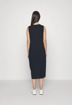 Vero Moda Petite Vmcelena Calf Dress - Jerseyjurk - Navy Blazer 12 Vero Moda Petite Vmcelena Calf Dress - Jerseyjurk - Navy Blazer -Vero Moda Winkel 6224015cfaf14715901bd88b4790e532