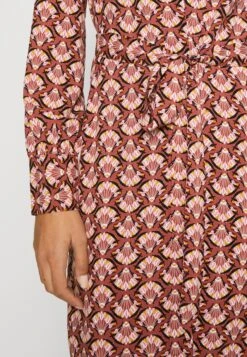 Vero Moda Vmeasy Long Kimono - Lichte Jas - Mahogony 13 Vero Moda Vmeasy Long Kimono - Lichte Jas - Mahogony -Vero Moda Winkel 684d6b8df6e84e909d107dff04c45ac2