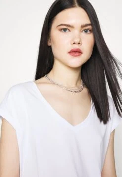 Vero Moda Vmfilli Ss V-Neck Ga Noos - T-Shirt Basic - Bright White -Vero Moda Winkel 6f5c40eb12ad4336a44b3e6653c7760e