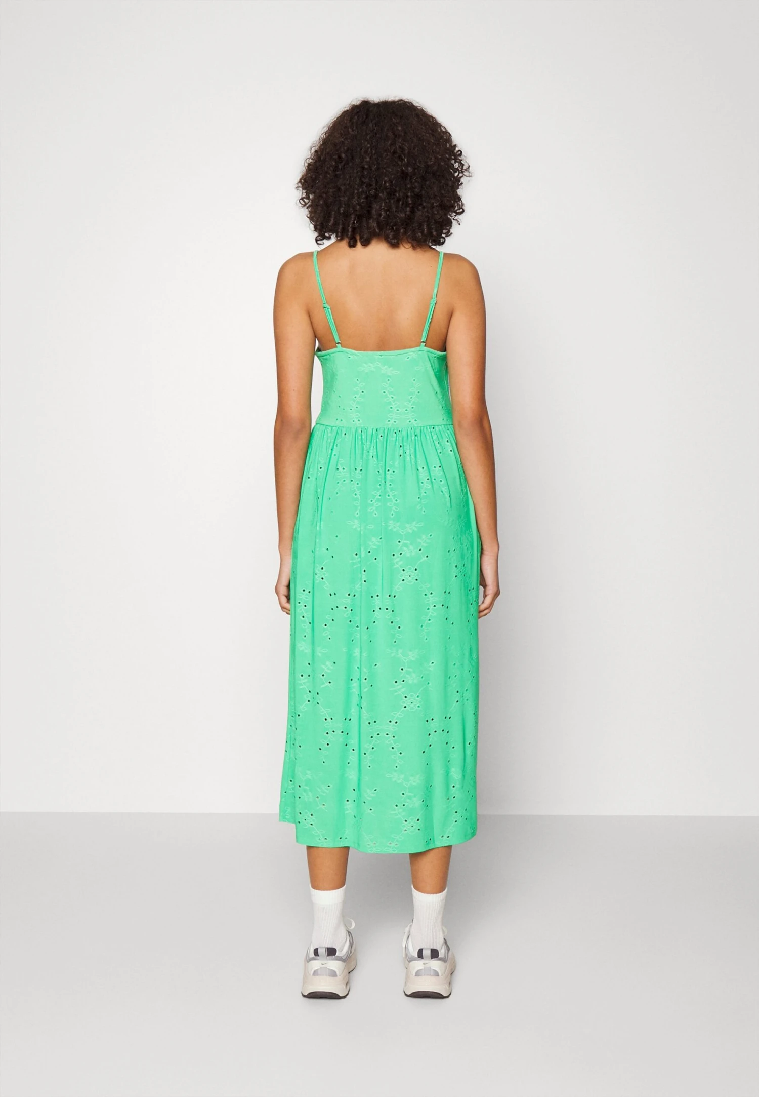 Vero Moda Tall Vmcamil Singlet Calf Dress - Jerseyjurk - Bright Green 5 Vero Moda Tall Vmcamil Singlet Calf Dress - Jerseyjurk - Bright Green - Afbeelding 3