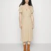 Vero Moda Petite Vmmymilo Calf Dress - Jurk - Irish Cream 1 Vero Moda Petite Vmmymilo Calf Dress - Jurk - Irish Cream -Vero Moda Winkel 77f601455584430b96e05406f2966458