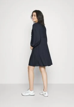 Vmmhenna Short Dress- Blousejurk - Ombre Blue 9 Vmmhenna Short Dress- Blousejurk - Ombre Blue -Vero Moda Winkel 7a3dead15ed5410ba9bd250aefd4f54b