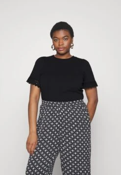 Vero Moda Curve Vmpanna Glenn- T-Shirt Basic - Black