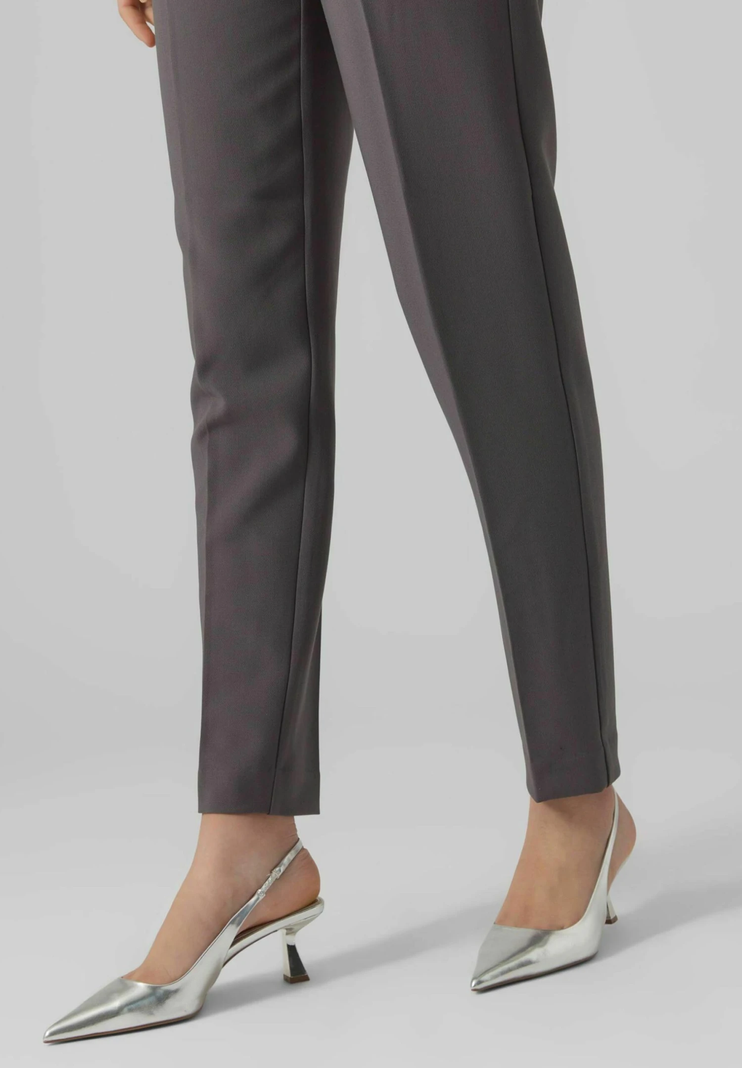 Vero Moda Vmsandy Hr Tapered Noos - Broek - Grey Pinstripe 6 Vero Moda Vmsandy Hr Tapered Noos - Broek - Grey Pinstripe - Afbeelding 4