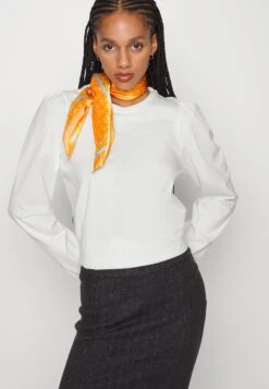 Vero Moda Vmkerry Ls O Neck Vma Noos - Longsleeve - Snow White -Vero Moda Winkel 8534bbcfd12841468d44ca4a0190bb8b