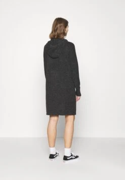 Vero Moda Vmdoffy Hood Dress - Gebreide Jurk - Black -Vero Moda Winkel 880e242f0d564c19839cd24669fd6f79