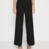 Vero Moda Vmlivanaya Wide Pant - Broek - Black 1 Vero Moda Vmlivanaya Wide Pant - Broek - Black -Vero Moda Winkel 8a276bd60e0549c4a397e4b695bb617e