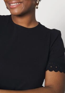 Vero Moda Curve Vmpanna Glenn- T-Shirt Basic - Black -Vero Moda Winkel 8b4caf0cbedd4cae982a26df6032f14e