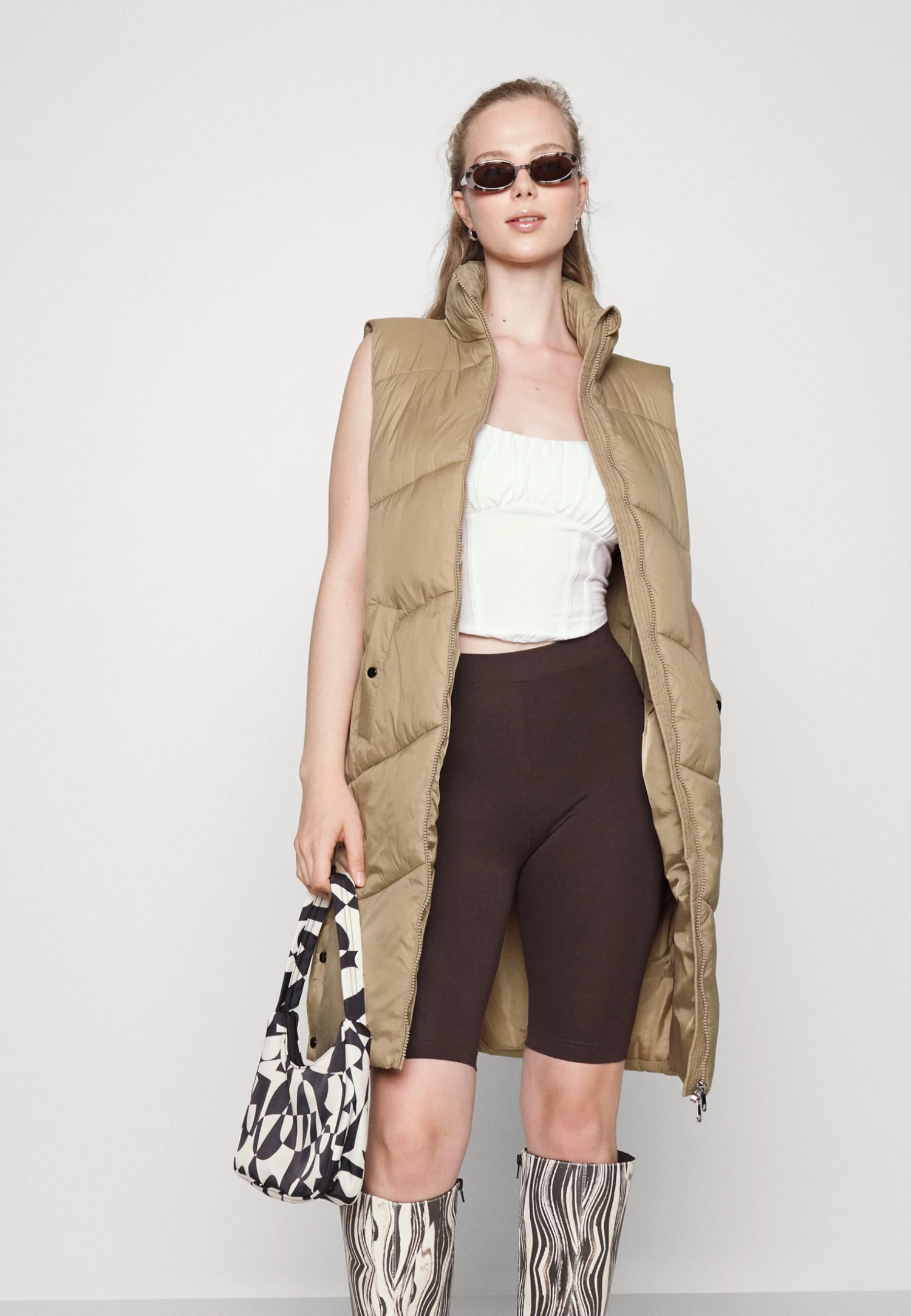 Vero Moda Uppsala Noos - Bodywarmer - Tigers Eye 6 Vero Moda Uppsala Noos - Bodywarmer - Tigers Eye - Afbeelding 4