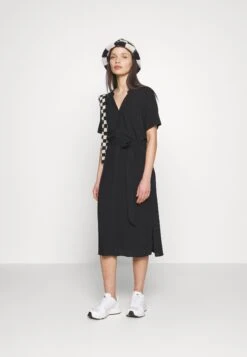 Vero Moda Petite Vmvica Shirt Dress - Blousejurk - Black -Vero Moda Winkel 919b3e74ecb64c9c9240096b0eac66ac