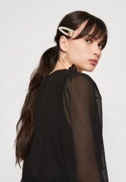 Vero Moda Vmnola V-Neck Short Dress - Jurk - Black 11 Vero Moda Vmnola V-Neck Short Dress - Jurk - Black -Vero Moda Winkel 93430a1c5a8c45dd811b76c62c8a9ea5